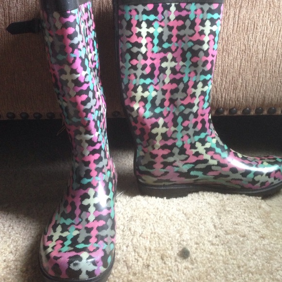 Rain boots