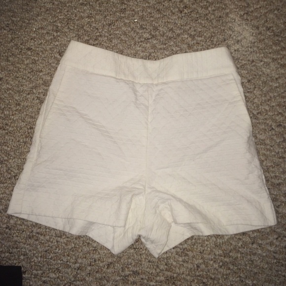 Waist high white Express shorts. size 0