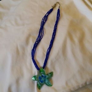 Adjustable glass star necklace