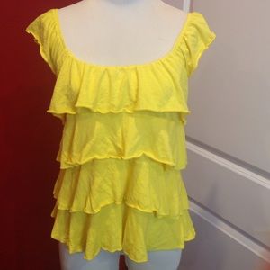 Cotton ruffle off the shoulder tee