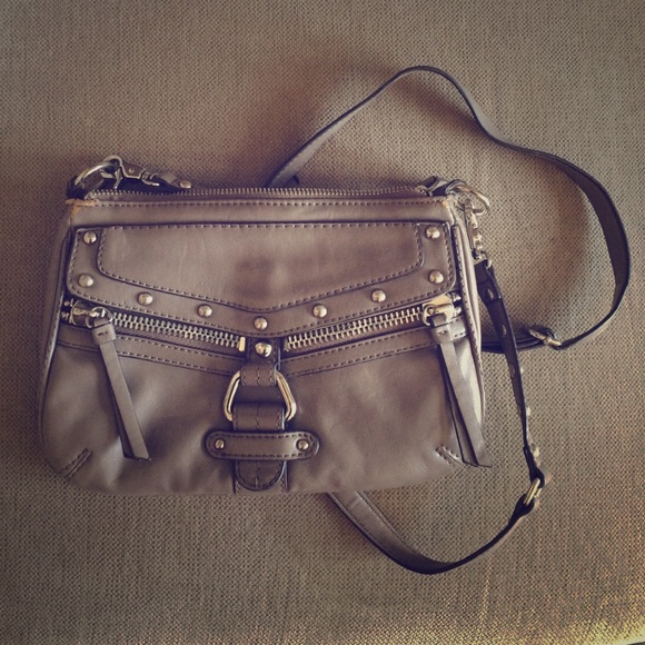 Nine West Crossbody. Last price drop- get it now!