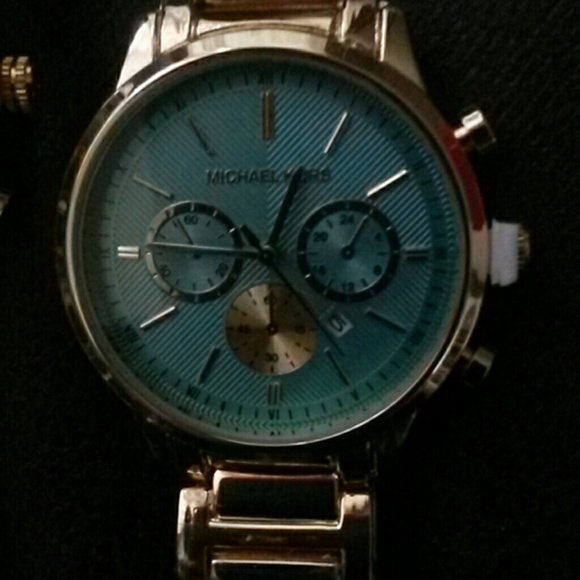 Watches - Picture 3 of 3