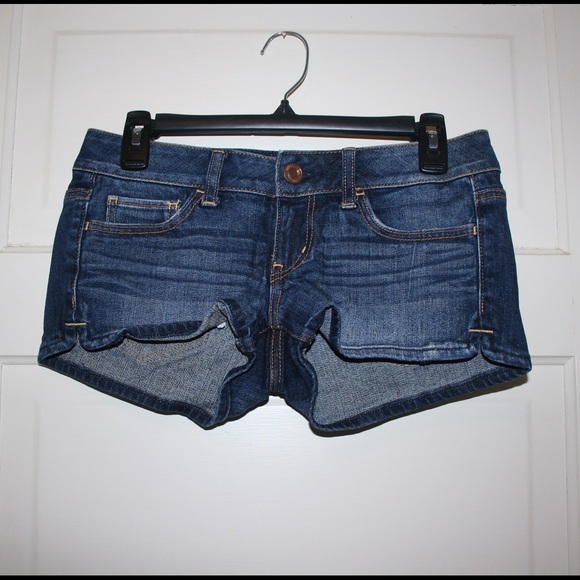 American Eagle Outfitters dark wash shorts - Picture 1 of 2