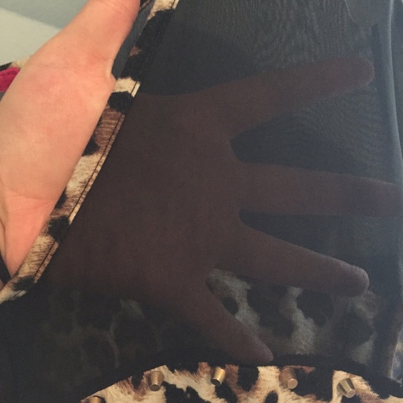 Cheetah Sheer Top - Picture 4 of 4