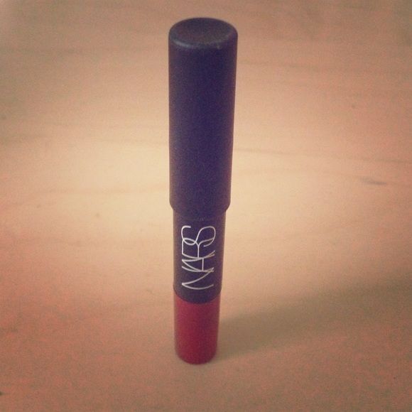 NARS Velvet Matte lip pencil