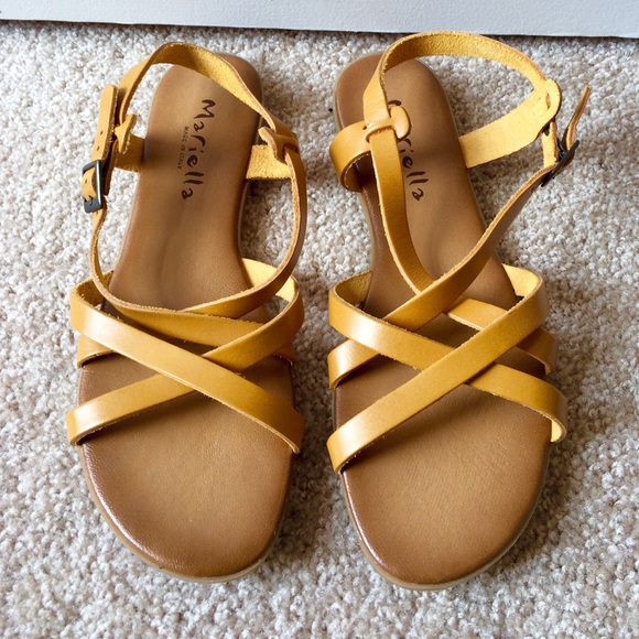 Mariella, Mustard leather sandals, made in Italy