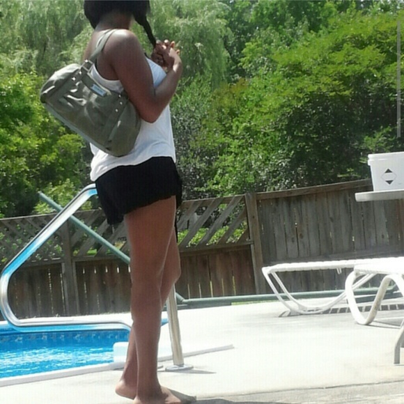 Nine west handbag. - Picture 3 of 3