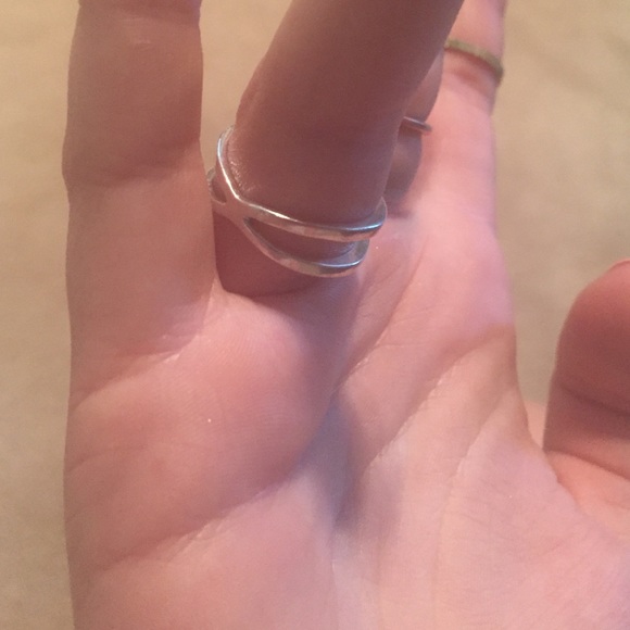 Silver 2 layered ring - Picture 3 of 3