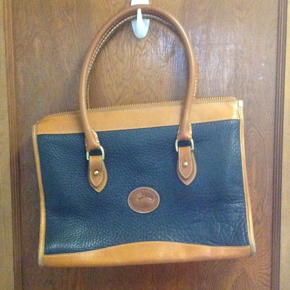 Vintage Dooney & Bourke bag