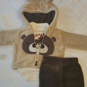 Newborn Little Wonders 3 Piece Outfit