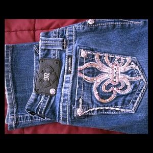25x33 Miss Me Jeans.