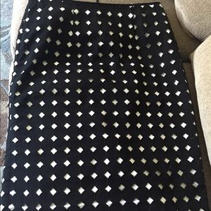 Patterned White House Black Market Pencil Skirt