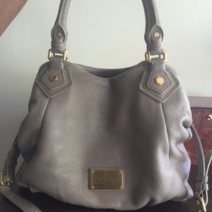 💯 authentic Marc by Marc Jacobs classic q Fran