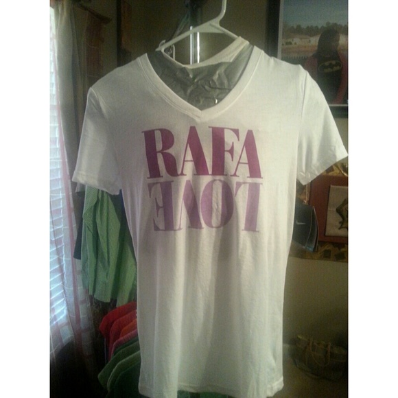 Nike Rafa/Love Lounge Tee BNWT
