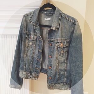 Distressed Gap Jean Jacket