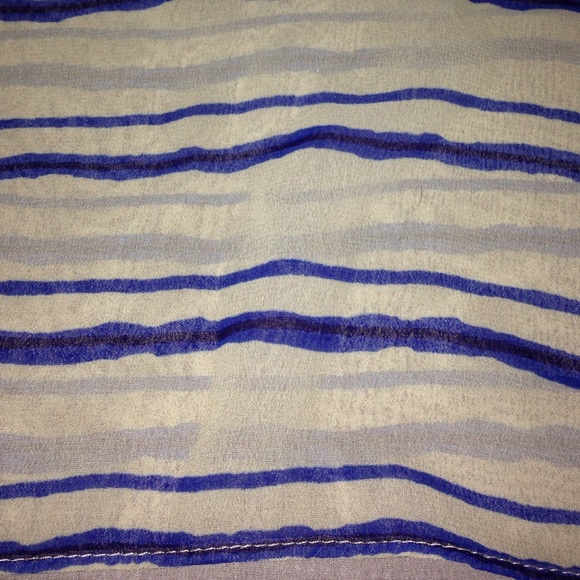 Striped blue tshirt - Picture 2 of 3