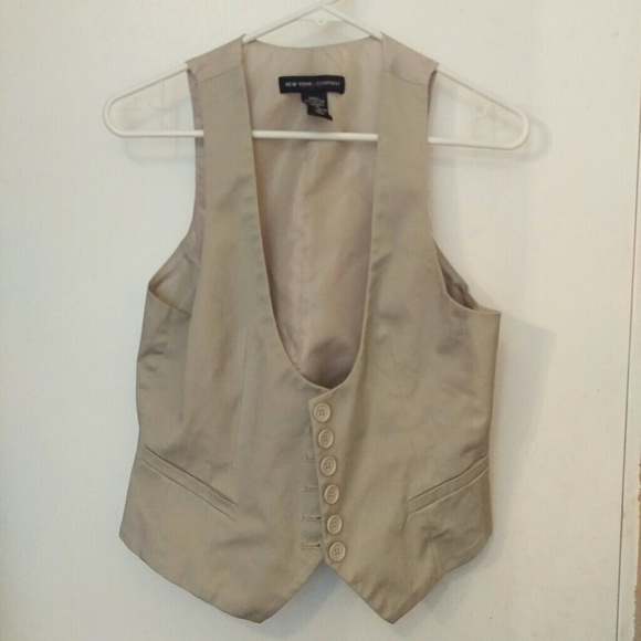 Fitted Tan Vest
