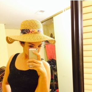 Beach Hat - REDUCED