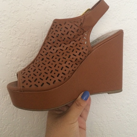 Madden Girl wedges!!! - Picture 4 of 4