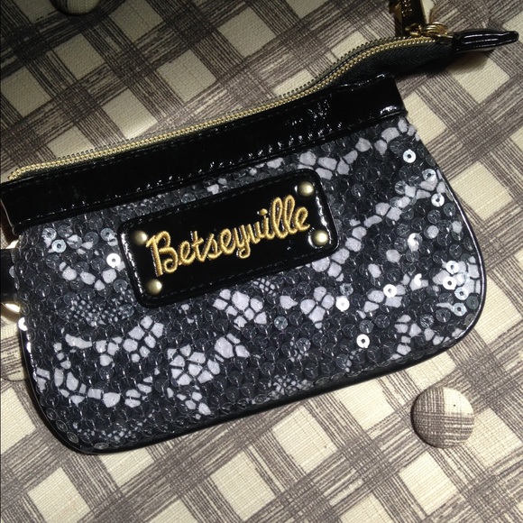 Sequin Change Purse - Picture 2 of 4