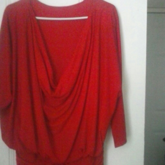 Dresses - Picture 2 of 3