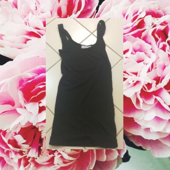 Forever 21 black tank 💫TRADED💫