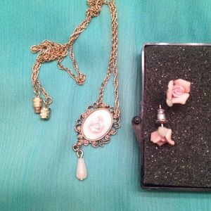 Vintage necklace and earrings!