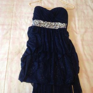 NEW! Glittery prom dress!