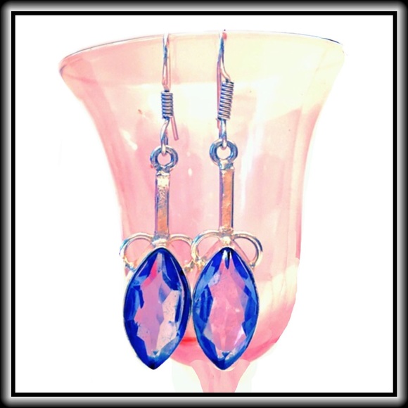 PURPLE & SILVER EARRINGS                    🎉HP🎉 - Picture 4 of 5