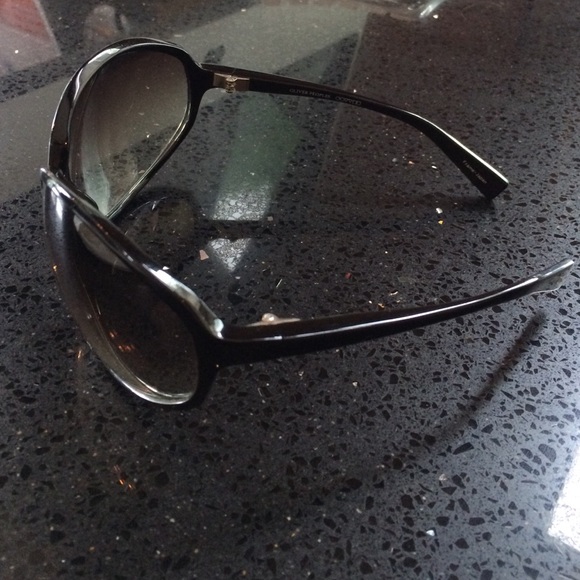 Oliver Peoples Sunglasses - Picture 4 of 4