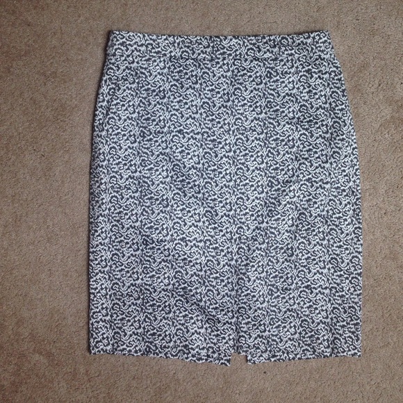 J. Crew size 2 pencil skirt