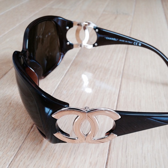 Authentic Chanel sunglasses