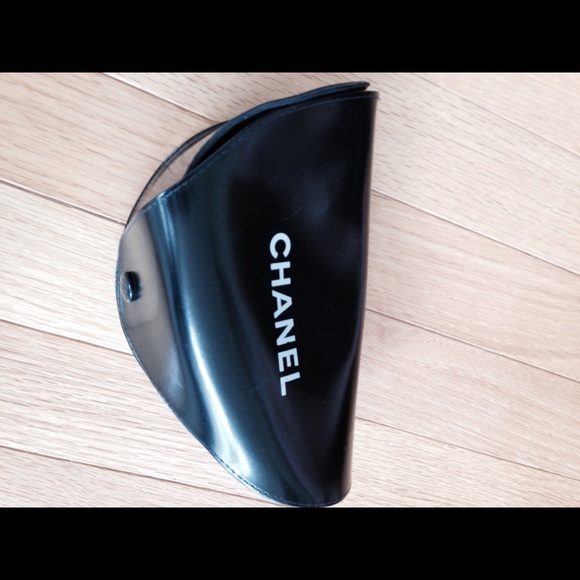 Authentic Chanel sunglasses main image 4