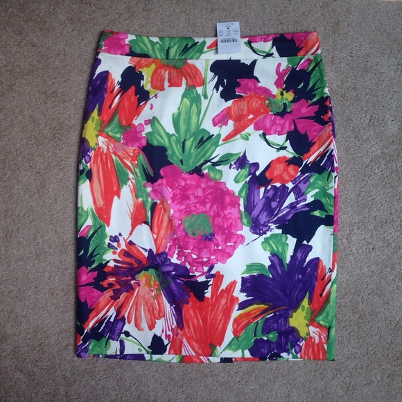 NWT J. Crew size 2 pencil skirt