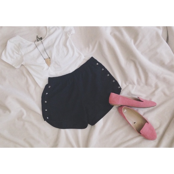 SOLD Black studded jogger shorts - Picture 3 of 3