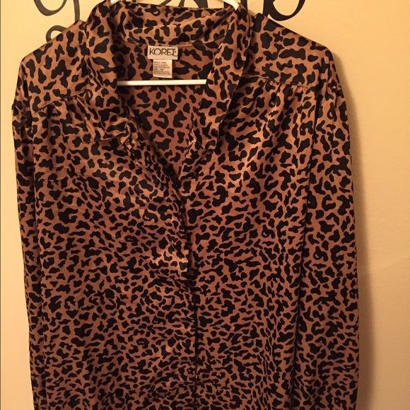 Leopard Oversized Blouse - Picture 2 of 3