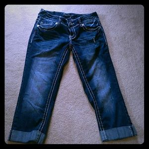 Amethyst size 7 jean capris