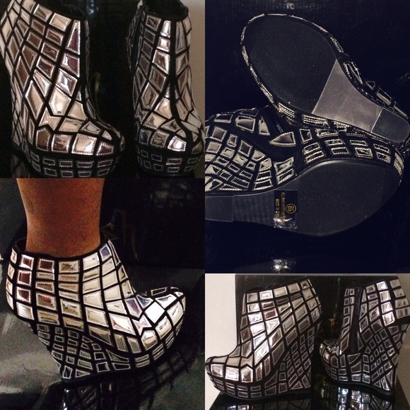 SOLD‼️ - Picture 2 of 4