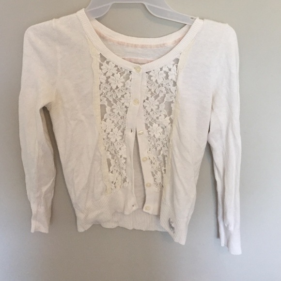 Abercrombie creme sweater