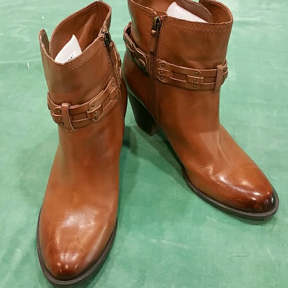 Franco Sarto A-Storm Tan Leather Boots with Link - Picture 1 of 4