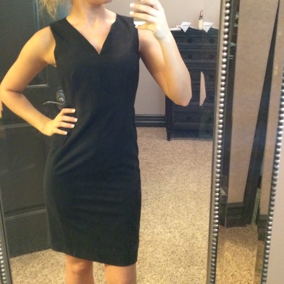 LAST CHANCE ! NWT ann Taylor black dress 0