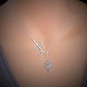 Y design- owl/leaf necklace - silver plated