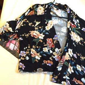 Forever 21 floral kimono top