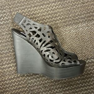Gorgeous Steve Madden shoes. Brand new!