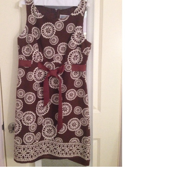 Jessica Howard brown and white dress size 10
