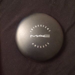 MAC Iridescent Press Powder
