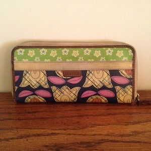 Fossil Leather Wallet.