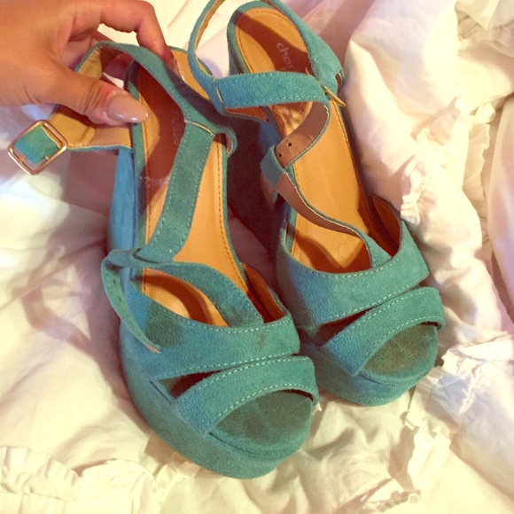 Blue wedges