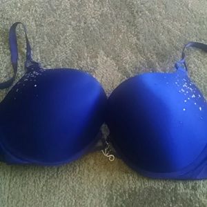 Miraculous Plunge Victoria's Secret bra 34D