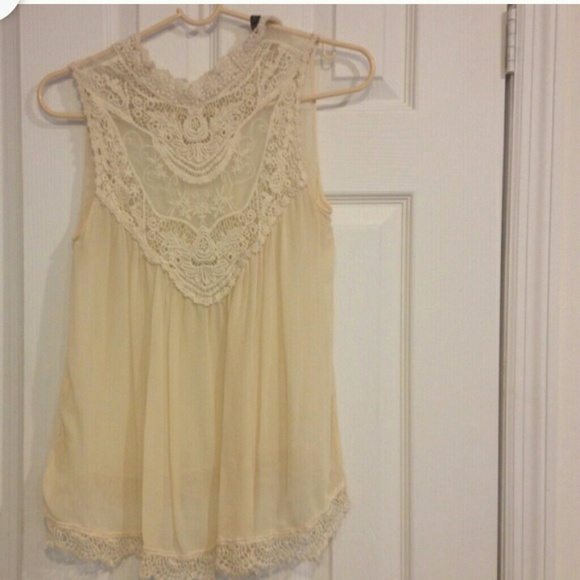 Zara lace blouse 😍